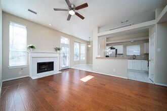 23 Maize Meadow Pl in Spring, TX - Foto de edificio - Building Photo