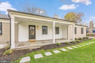 605 Bowers Ln in Wallingford, PA - Building Photo - Building Photo