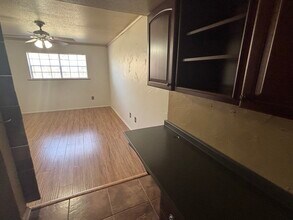 3121 Johnston St, Unit RiverstoneCondos-121 in Lafayette, LA - Foto de edificio - Building Photo