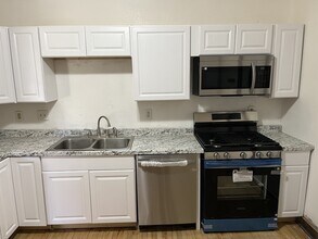 1757 Wood St in Saginaw, MI - Building Photo - Building Photo