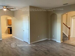 2711 Queen Alberta Dr in Valrico, FL - Building Photo - Building Photo