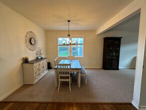 901 Diggs St in Steilacoom, WA - Building Photo - Building Photo