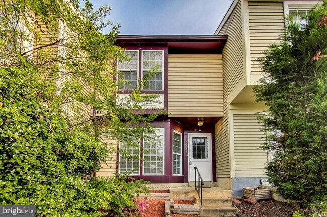 18032 Olde Port Ln in Triangle, VA - Building Photo - Building Photo