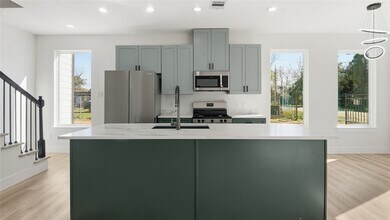 1313 Knight St in Houston, TX - Building Photo - Building Photo