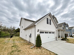 3231 Briar Chapel Dr in Murfreesboro, TN - Building Photo - Building Photo