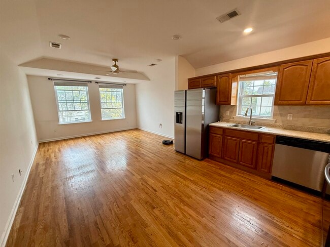 property at 39 W 34th St.