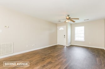 209 Glenn Oak Dr in Benton, AR - Building Photo - Building Photo