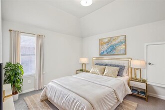 7018 Mammoth Dr in Irving, TX - Building Photo - Building Photo