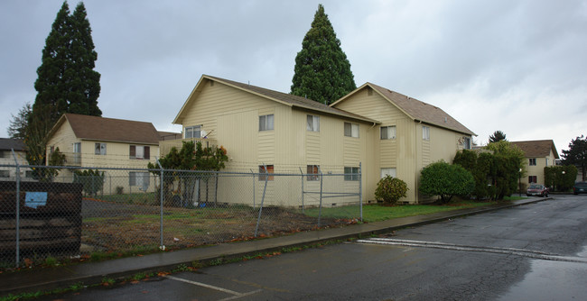 Countryside Apartments in Salem, OR - Building Photo - Building Photo