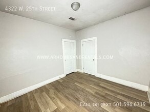 4322 W 25th St in Little Rock, AR - Building Photo - Building Photo
