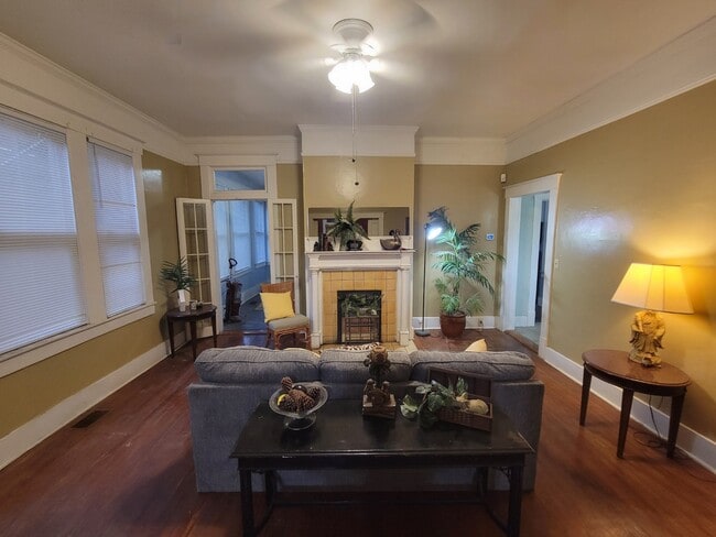 311 E 37th St in Savannah, GA - Building Photo - Building Photo