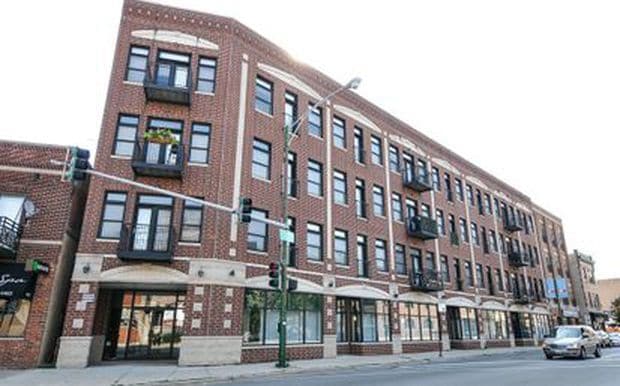 3755 N Racine Ave, Unit 2C in Chicago, IL - Foto de edificio - Building Photo