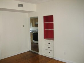 16 Kidder Ave, Unit 2 in Somerville, MA - Foto de edificio - Building Photo
