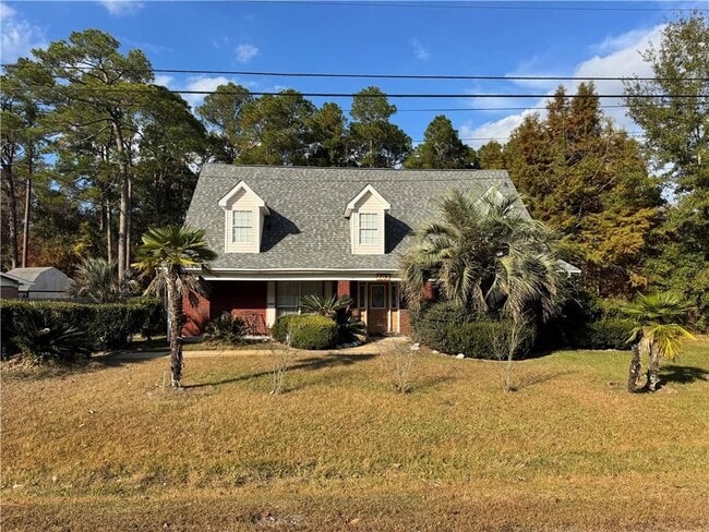 207 E Maple Ave in Satsuma, AL - Building Photo - Building Photo