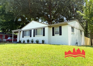2463 Brewster Ave in Memphis, TN - Building Photo - Building Photo