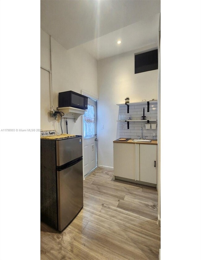 property at 1271 NE 153rd St