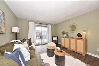 17113 Armada Dr in Germantown, WI - Building Photo - Building Photo