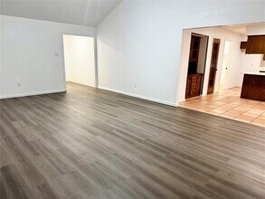 3935 Firethorn Dr in Arlington, TX - Building Photo - Building Photo