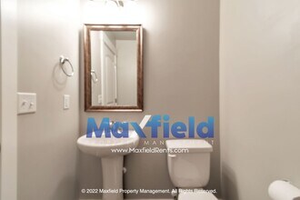 529 Fox Chase Dr in Draper, UT - Building Photo - Building Photo