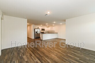 3615 Caloosa Pkwy in Cape Coral, FL - Building Photo - Building Photo