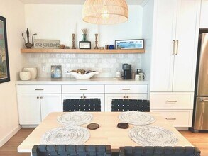 215 Countryhaven Rd in Encinitas, CA - Building Photo - Building Photo