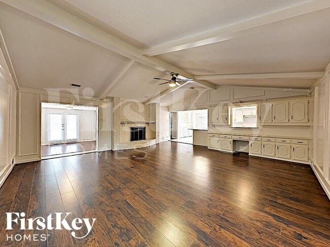 3413 Valley View Ln in Garland, TX - Building Photo - Building Photo