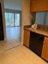 1008 Green Pine Blvd, Unit B1 in West Palm Beach, FL - Building Photo - Building Photo
