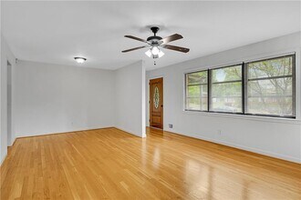 718 Birchwood Ln SW in Marietta, GA - Building Photo - Building Photo