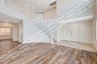 3722 Tundra Swan St in Las Vegas, NV - Building Photo - Building Photo