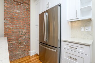 27 Hubinger St in New Haven, CT - Building Photo - Building Photo