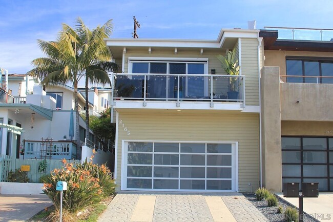 2165 Montgomery Ave in Encinitas, CA - Building Photo - Building Photo