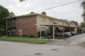 208 Danube Ave in Tampa, FL - Building Photo - Building Photo