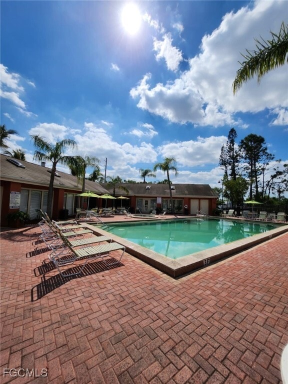 property at 2845 Winkler Ave