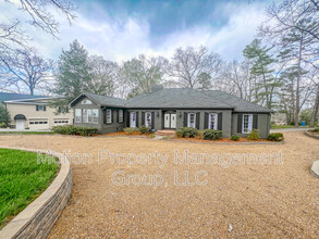 123 N Palisades Dr in Signal Mountain, TN - Building Photo - Building Photo