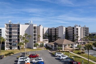 Anastasia Condos in St. Augustine, FL - Foto de edificio - Building Photo