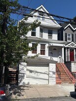 111 Hart Ave in Yonkers, NY - Building Photo