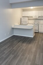 5470 Military Dr W in San Antonio, TX - Building Photo - Building Photo