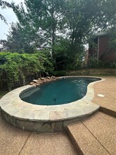 700 Montrose Ct in Flower Mound, TX - Foto de edificio - Building Photo
