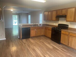 140 Mood Lake Dr in Kyle, TX - Building Photo - Building Photo