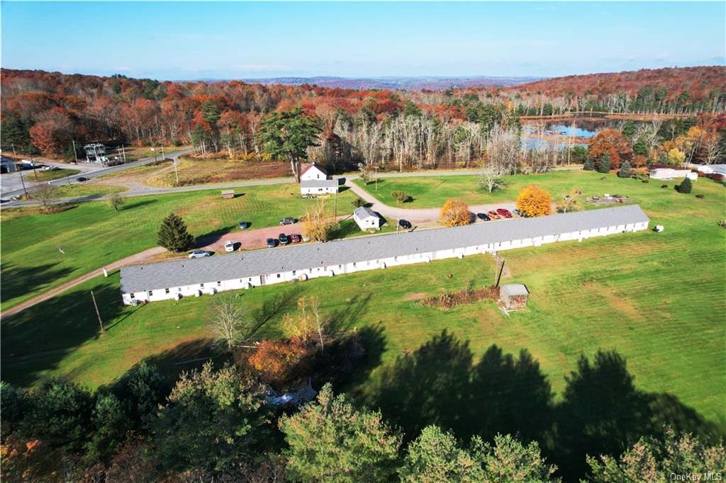 22 Arrowhead Apartments in Narrowsburg, NY - Building Photo