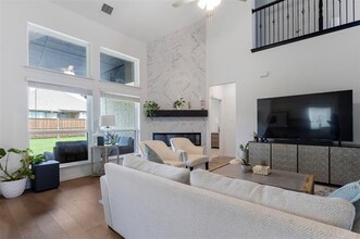 1209 Seurat Ct in Little Elm, TX - Building Photo - Building Photo