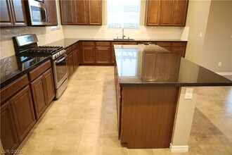 6547 Smithville Ave in Las Vegas, NV - Building Photo - Building Photo
