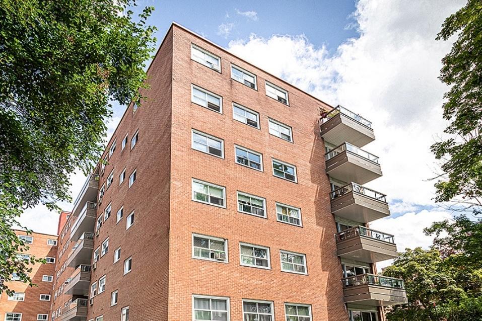 Grandview Terrace in London, ON - Building Photo