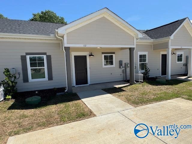 121 Foster Wy Dr in Huntsville, AL - Building Photo - Building Photo