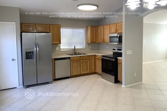 3606 W Via Del Sol Dr in Glendale, AZ - Building Photo - Building Photo