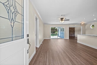 24101 Mobile St in West Hills, CA - Building Photo - Building Photo