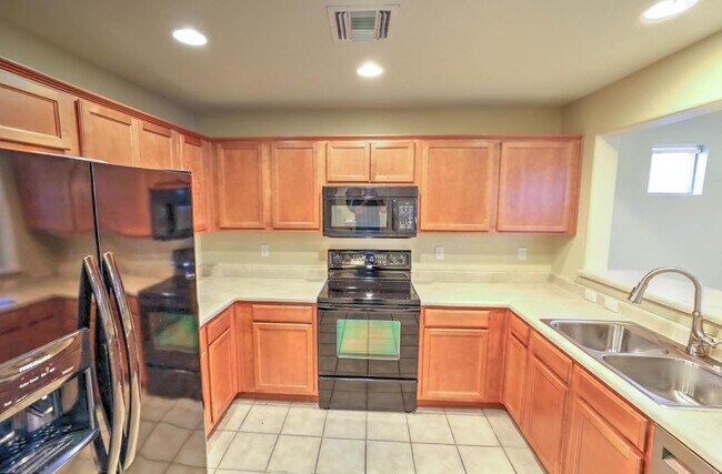 5793 Cedar Ridge Rd in Tucson, AZ - Building Photo - Building Photo