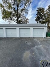 944 Union St in Bohemia, NY - Building Photo - Building Photo