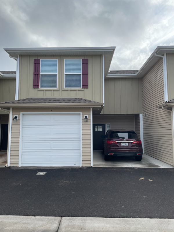 property at 457 N 400 W