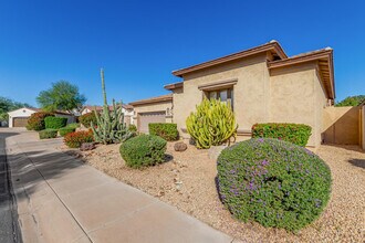 3084 E Capricorn Way in Chandler, AZ - Building Photo - Building Photo